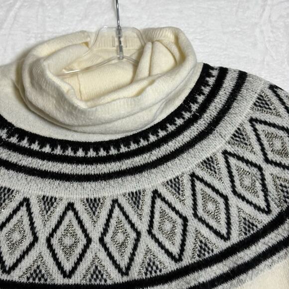 Old Navy Turtleneck Sweater Women's Size Medium Fair Isle Cream Silver Metallic - Picture 2 of 8